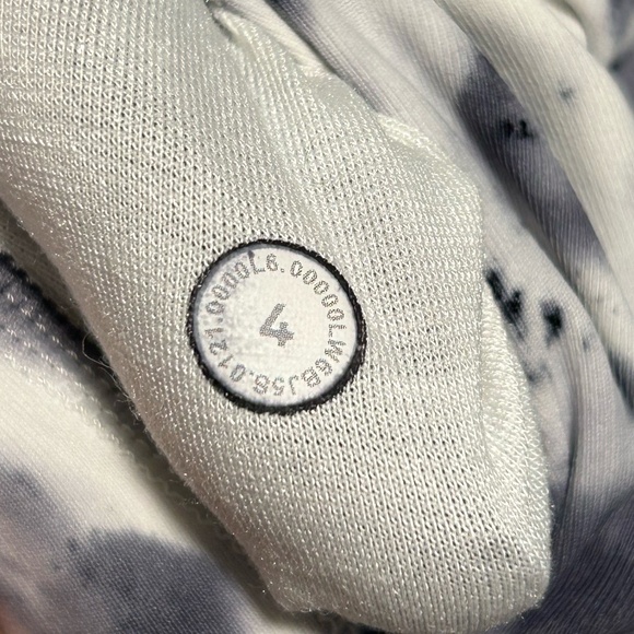 Lululemon Wunder Under Marble Dye High Rise Crop 21" Marble Dye Classic Navy - Picture 2 of 5